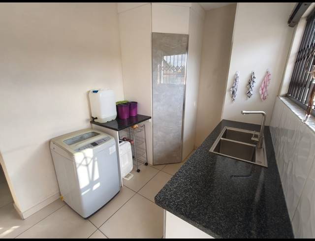 3 BEDROOM DUPLEX FOR SALE IN CASHAN